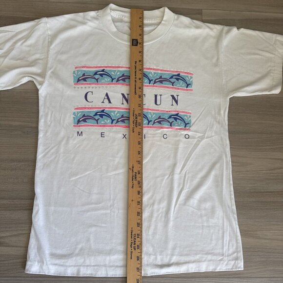 Vintage 90’s Cancun Mexico Dolphins T Shirt Size Large Single‎ Stitch - Picture 6 of 8